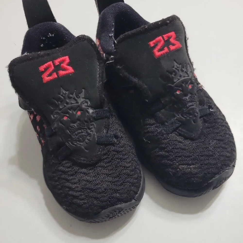 Nike Shoes Unisex Boy 7 Sneakers Black Stretch Faux Lace Up Mid Top 23‎ LeBron